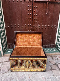 Mother of Pearl & Wood Lidded Storage Chest — Khatam Diamond Mosaic with Suede Interior