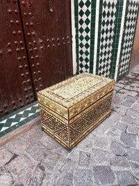 Mother of Pearl & Wood Lidded Storage Chest — Khatam Diamond Mosaic with Suede Interior